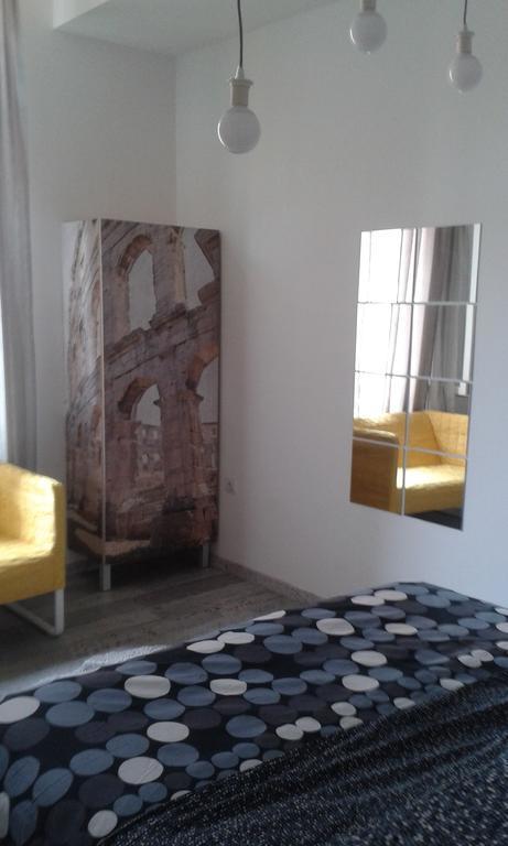 Hostel Ljiljana Pula Zewnętrze zdjęcie